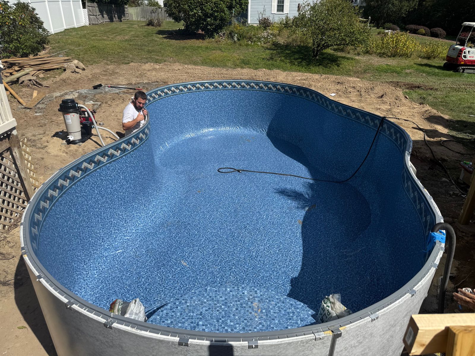 Freeform Radiant pool