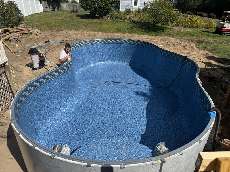 Freeform Radiant pool